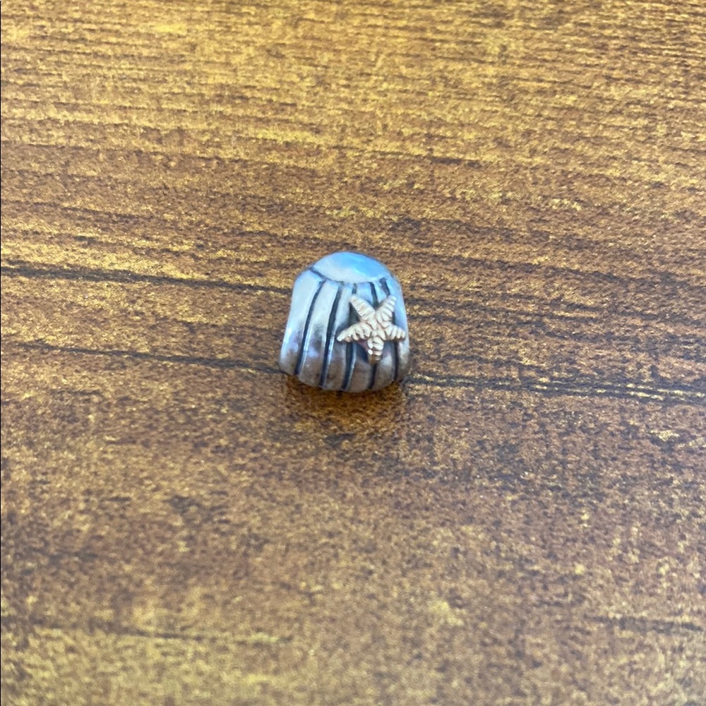 Pandora Jewelry Sterling Silver Shell with 14k Gold Starfish Charm